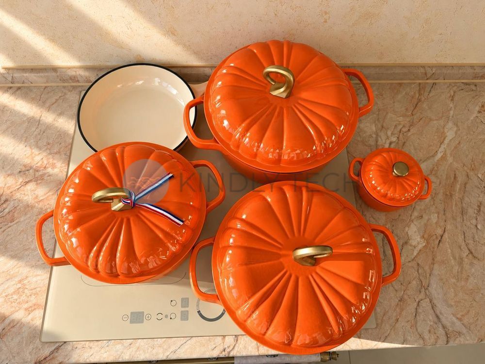 Изысканный набор чугунной посуды Royal Grace RG8891O &laquo;Тыква&raquo; Orange 6 предметов с крышками