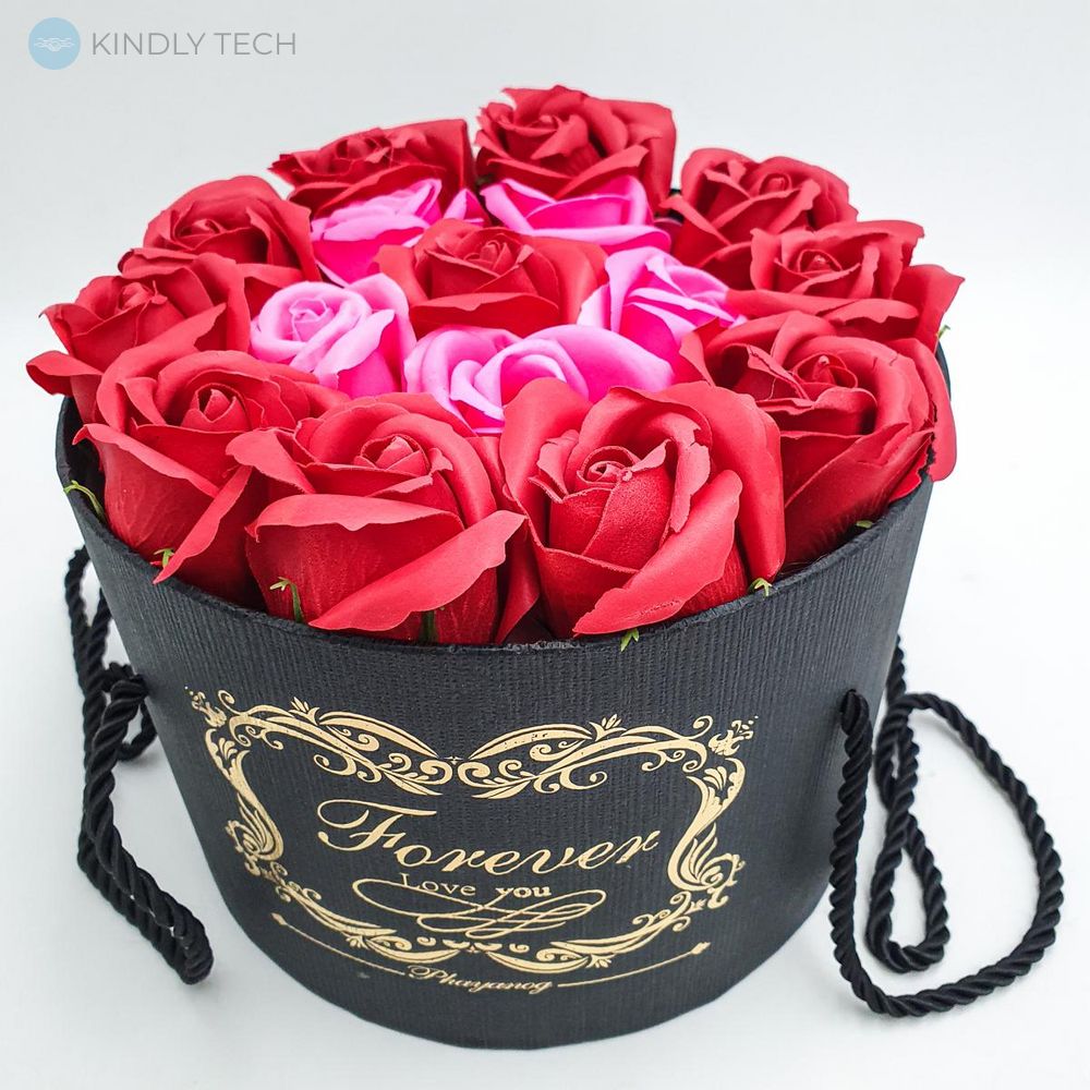 Подарунковий набір Forever з трояндами з мила в шляпной коробці 19х19 см Червоний