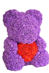 Ведмедик з серцем з штучних 3D троянд в подарунковій упаковці 40 см фіолетовий