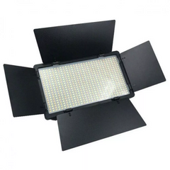 Профессиональная лампа-видеосвет LED 21х12 cm, U600