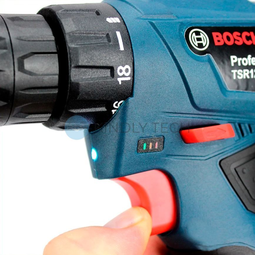 Ударний шуруповерт Bosch TSR12-2LI 12V 3Ah набор