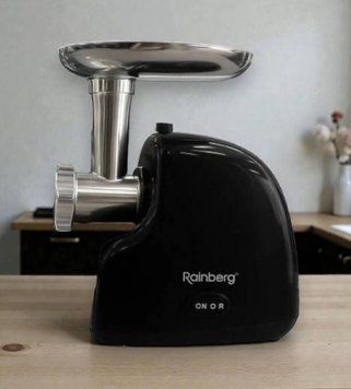 Електрична м&rsquo;ясорубка Rainberg RB-2319 з системою реверсу та насадкою куббе 3000 Вт, Чорна