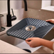 Килимок для раковини SinkShield 30&times;30 см із дренажем пластикова захисна підставка для мийки